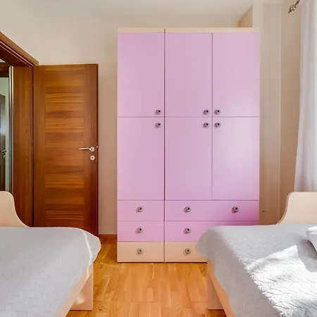 Relax-4 By Interhome Apartament