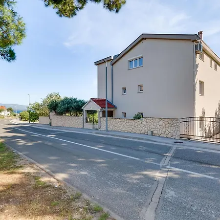 Appartement Relax-4 By Interhome