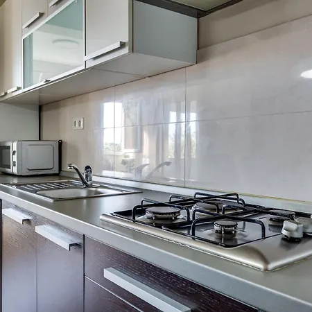 Relax-4 By Interhome * Maslenica