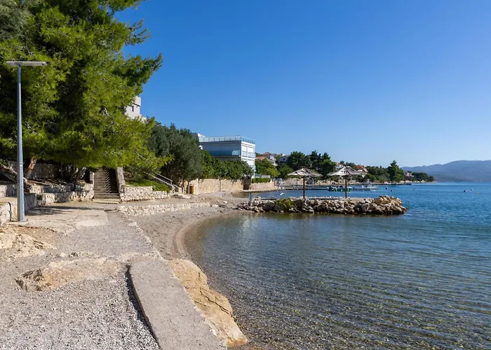 Relax-4 By Interhome * 마슬레니차